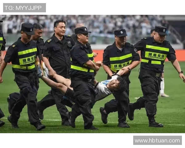 突尼斯U20与伯基纳法索U20激战正酣青年足球盛宴引发球迷热情